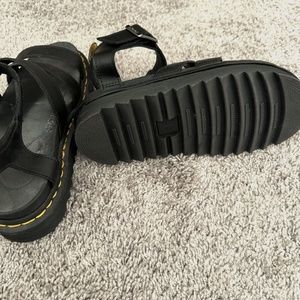 Dr Marten's Air Wave Sandals